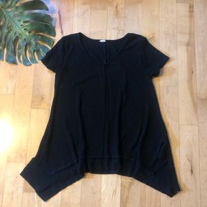 Black casual t shirt